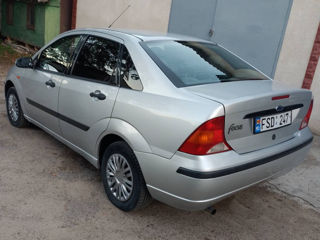 Ford Focus foto 3