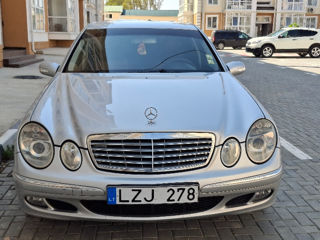 Mercedes E-Class foto 9