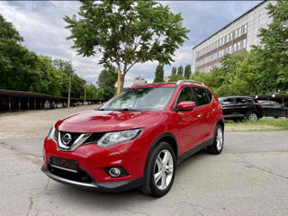 Nissan X-Trail foto 2