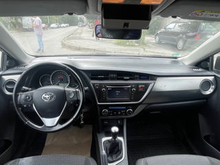 Toyota Auris foto 8