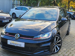 Volkswagen Golf foto 8