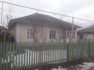 Продам дом в Унгенах , 144 м2,  реальным покупателям или украинским беженцам! foto 2