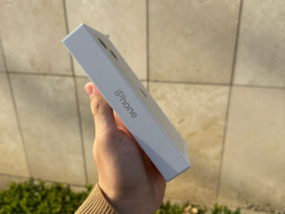 iPhone 13 128GB Starlight foto 1