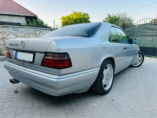 Mercedes E-Class Coupe