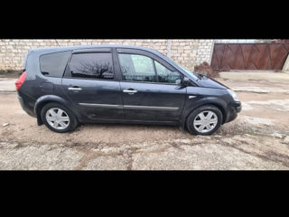 Renault Grand Scenic foto 4