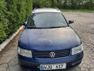 Volkswagen Passat foto 3