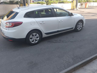 Renault Megane foto 2