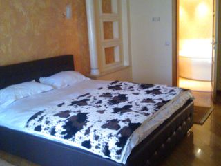 Chirie! Apartament în 2 nivele, Centru, str. 31 August, 4 odăi, 150 m2, Euroreparație! foto 5