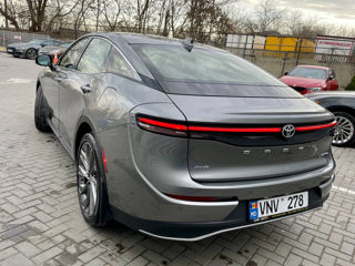 Toyota Crown foto 4