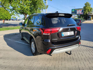 Mitsubishi Outlander foto 9