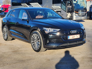 Audi e-tron foto 2