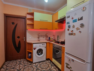 Apartament cu 3 camere, 80 m², Botanica, Chișinău foto 6