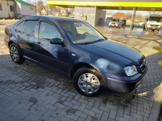 Volkswagen Jetta foto 4