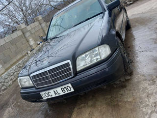 Mercedes C Класс