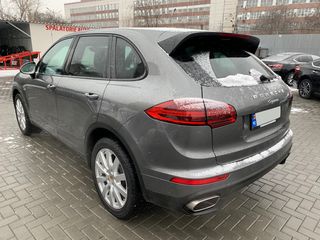 Porsche Cayenne foto 5