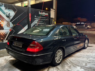 Mercedes E-Class foto 6