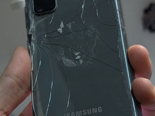 Samsung S20 128/8