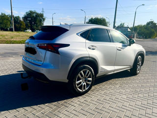 Lexus NX Series foto 3