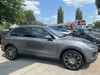 Porsche Cayenne фото 4
