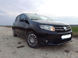 Dacia Sandero foto 2