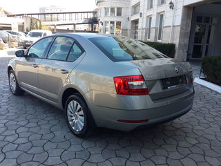 Skoda Octavia foto 3