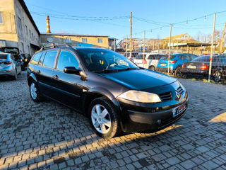 Renault Megane foto 3