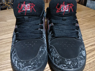 DC x Slayer collaboration кросовки