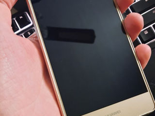 Телефоны Huawei P9 Lite, Samsung Galaxy S7