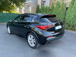 Infiniti QX30 foto 5