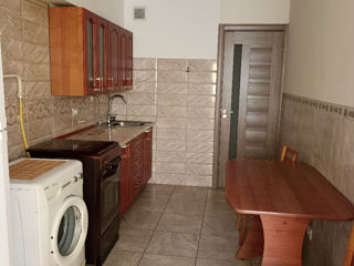 Apartament cu 1 cameră, 45 m², Centru, Chișinău foto 2