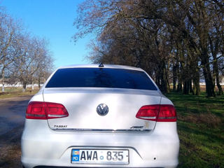 Volkswagen Passat foto 6