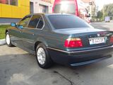 BMW 7 Series foto 2