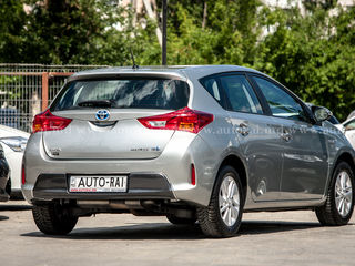 Toyota Auris foto 4