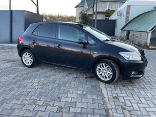 Toyota Auris foto 2