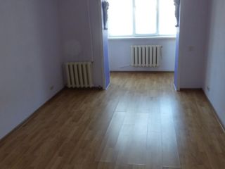 Продаётся 2-х комнатная квартира с евро ремонтом, комнаты раздельные foto 5