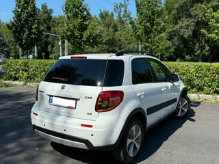 Suzuki SX4 foto 7