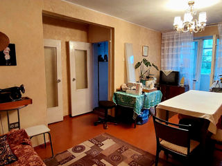 Apartament cu 3 camere, 60 m², 9 cartier, Bălți foto 1