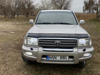 Toyota Land Cruiser foto 2