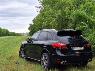 Porsche Cayenne foto 6