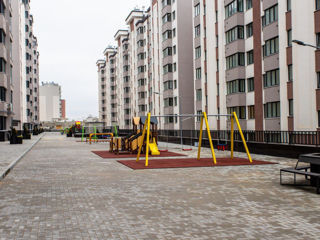 Apartament cu 2 camere, 78 m², Buiucani, Chișinău foto 1