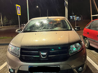 Dacia Logan foto 2