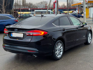 Ford Fusion foto 7