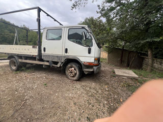 Mitsubishi Mitsubishi Canter foto 2