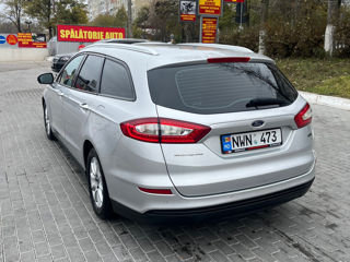 Ford Mondeo foto 4