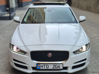 Jaguar XE foto 12