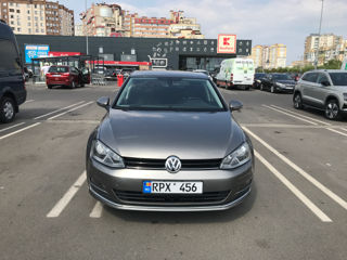 Volkswagen Golf foto 1