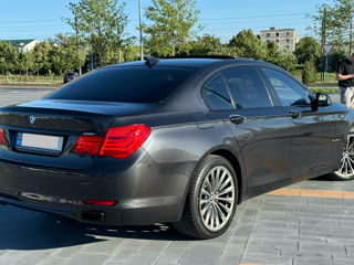 BMW 7 Series foto 3