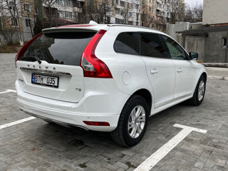 Volvo XC60 foto 5