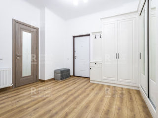 Apartament cu 2 camere, 74 m², Buiucani, Chișinău foto 14