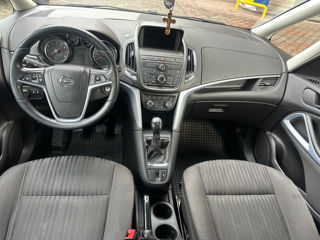 Opel Zafira foto 10